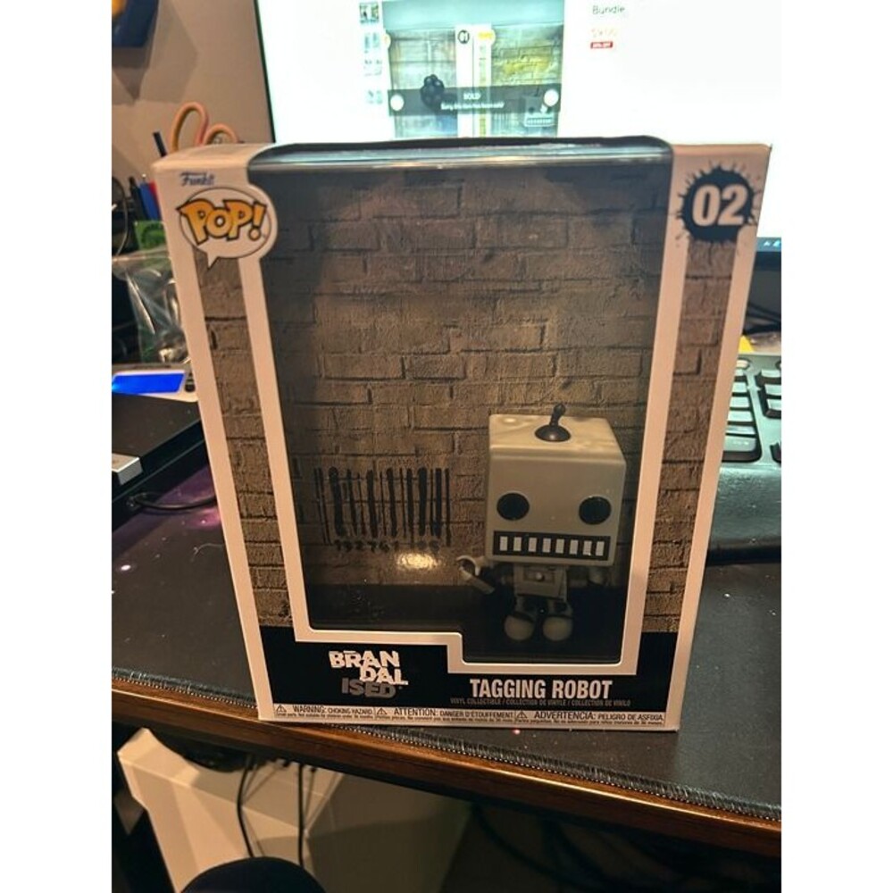 Funko Pop BRANDALISED Banksy Tagging Robot Deluxe Hard Case